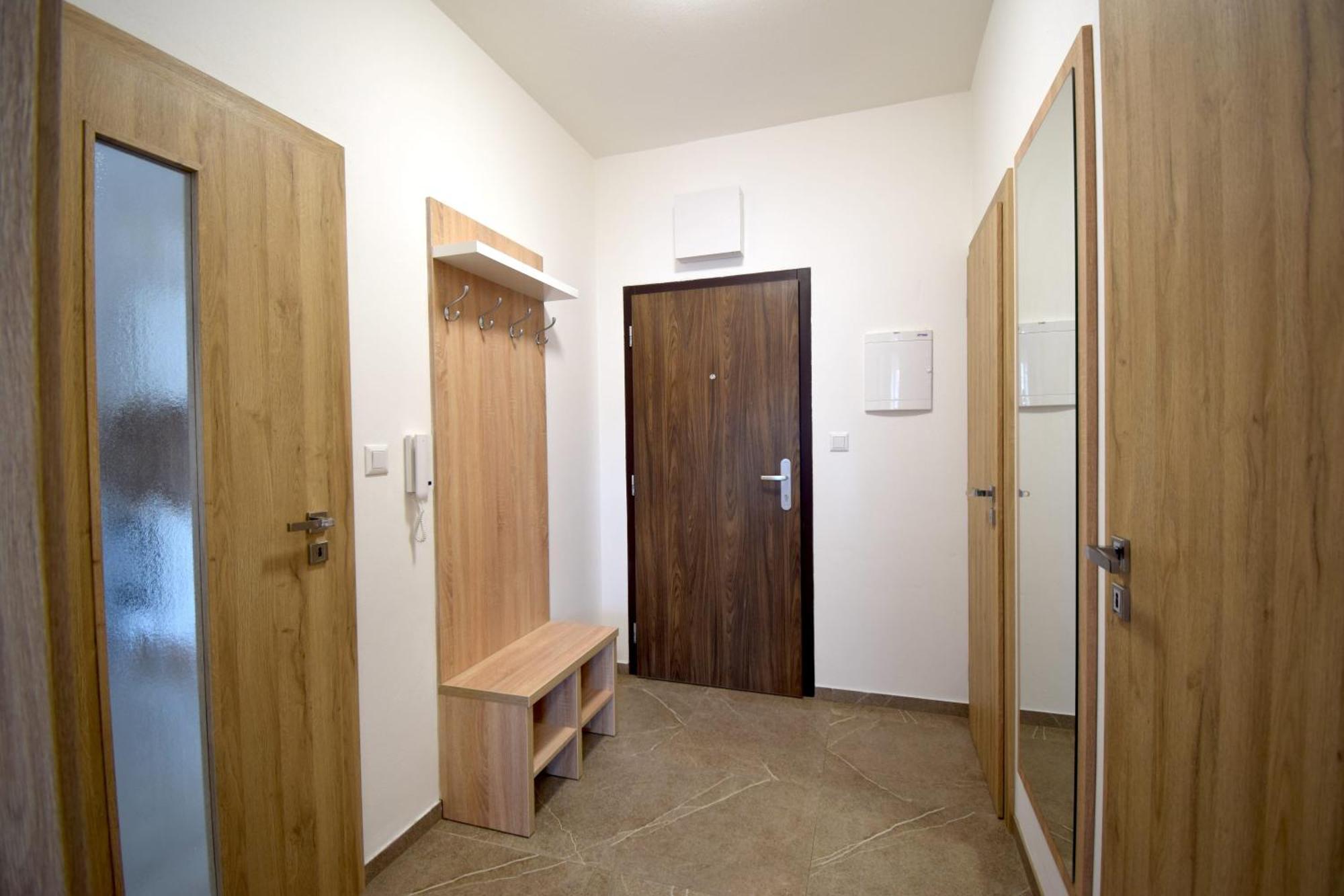 Saratovska Apartment Trencin Exterior photo