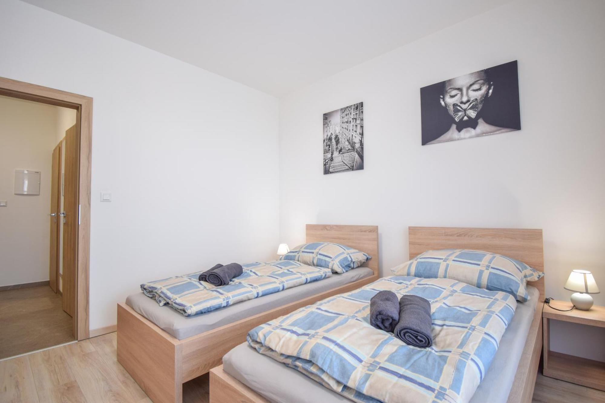 Saratovska Apartment Trencin Exterior photo