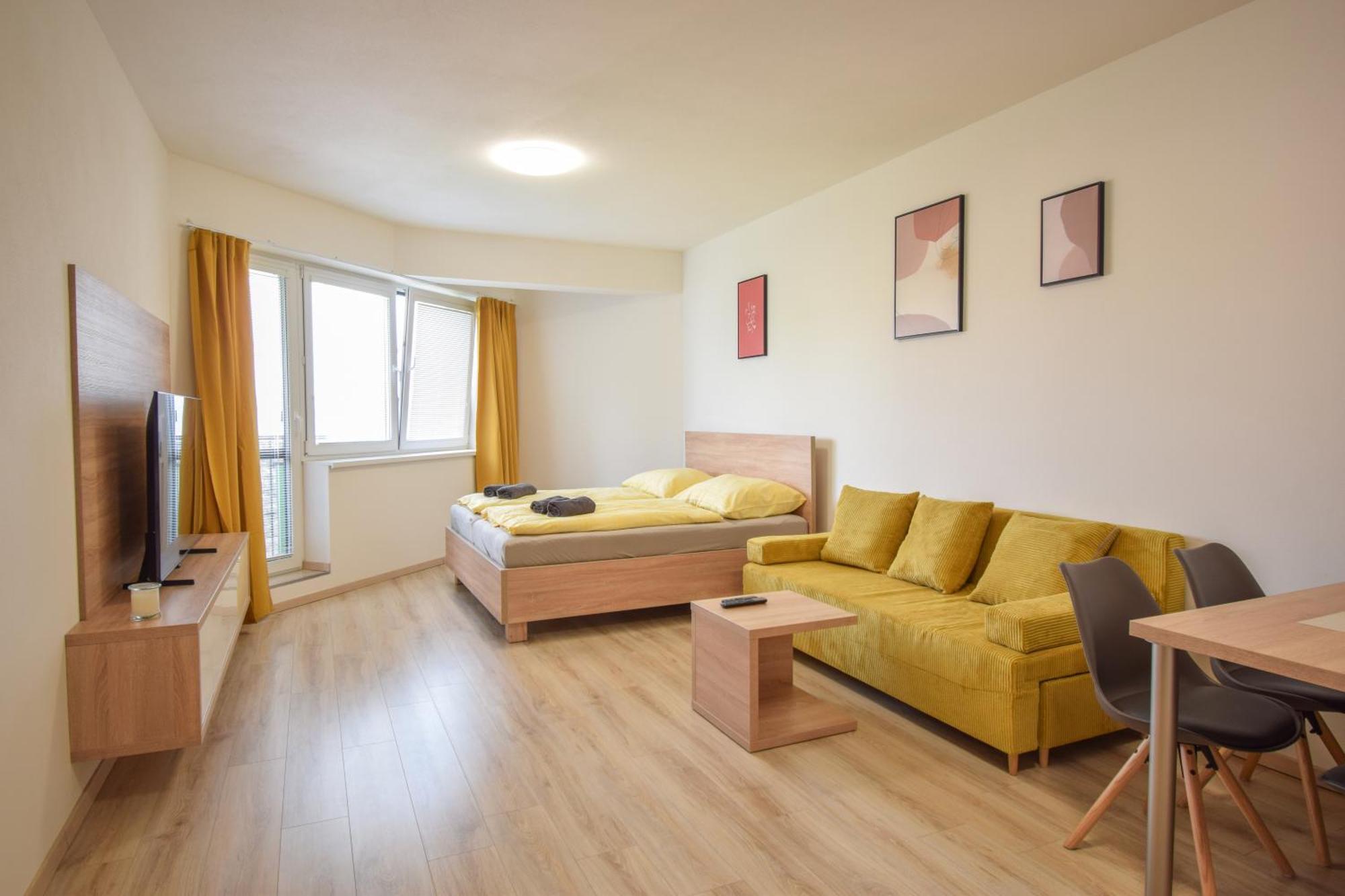 Saratovska Apartment Trencin Exterior photo